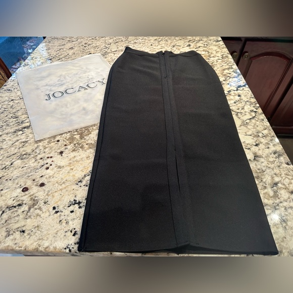 Jocacy Womens Black Maxi Skirt - Picture 4 of 4